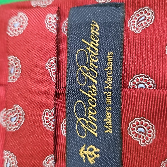 2 Brooks Brothers silk Ties , made in USA - Picture 4 of 15